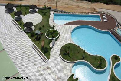 área de lazer completa com piscina